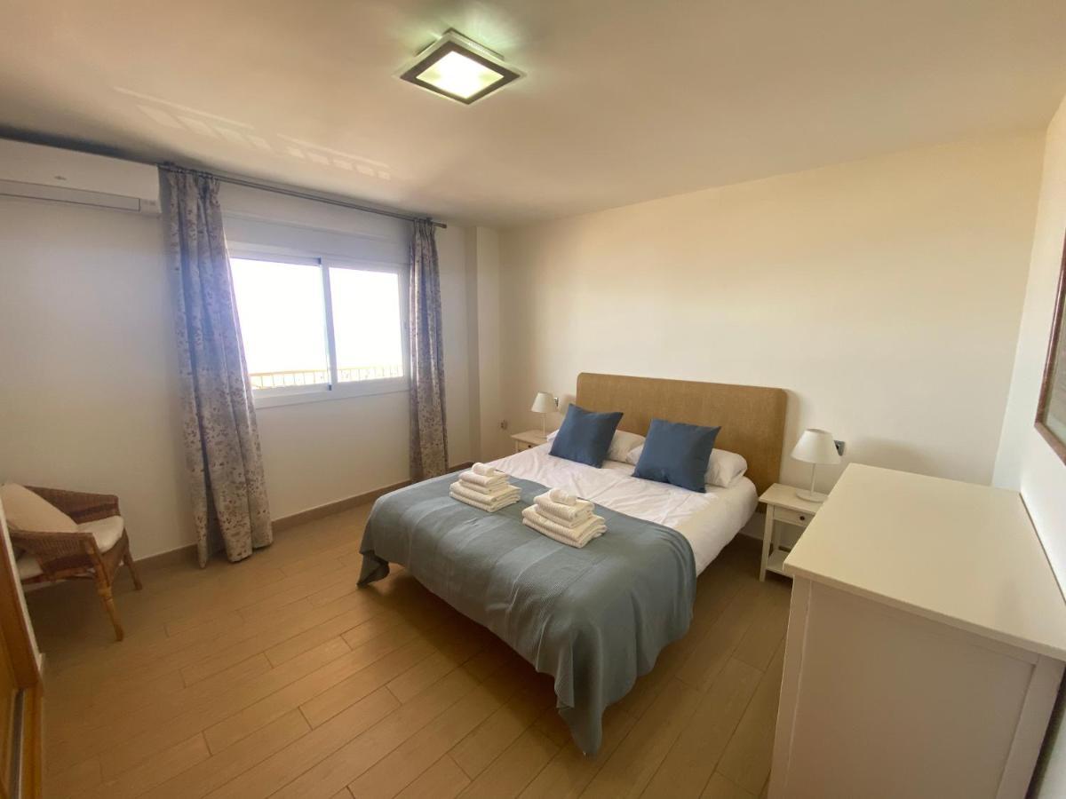 Albamar Frontline Beach Apartment 3 Bedrooms ฟูเอนฮิโรลา ภายนอก รูปภาพ